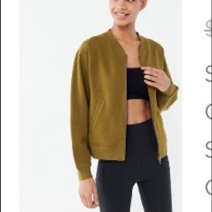 URBAN OUTFITTERS OLIVE JACKET